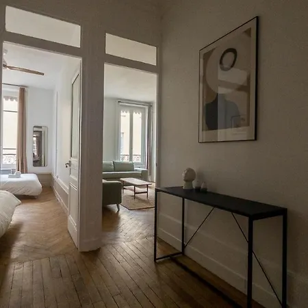Nocnoc - Le Babel Apartment *